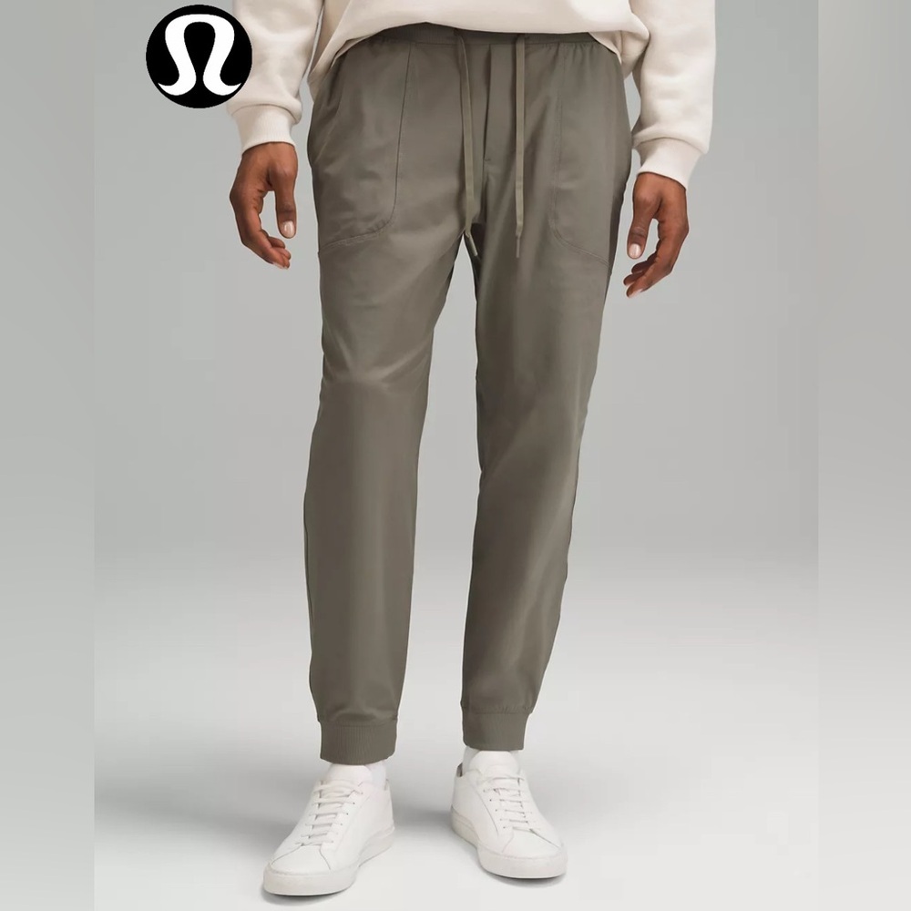 Gray Tapered Sweatpants with Elastic Cuffs
